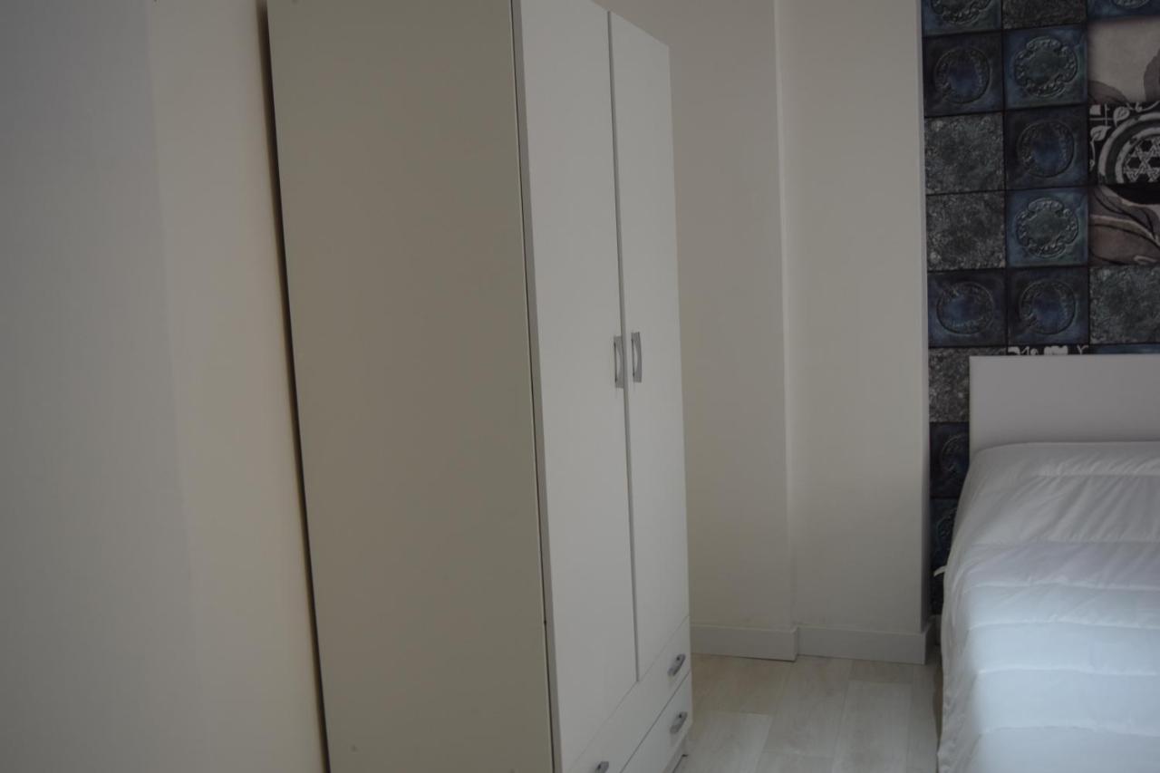 Ontinyent Rooms Buitenkant foto