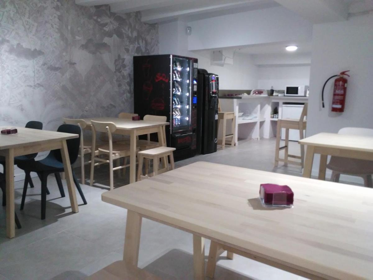 Ontinyent Rooms Buitenkant foto